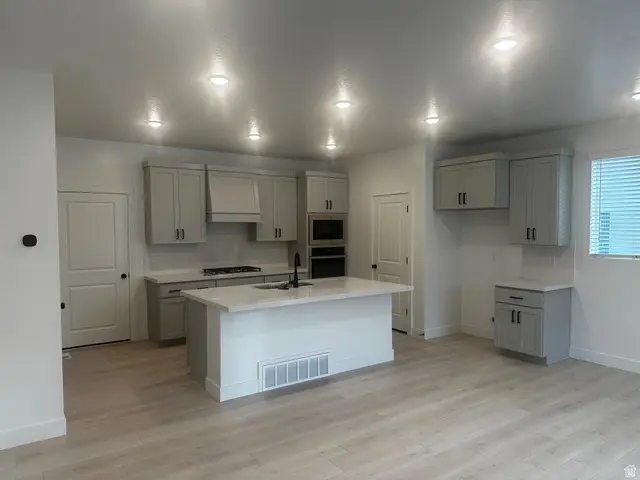 15 S Lunar Way Rd, Mapleton, UT 84664 - Image #2