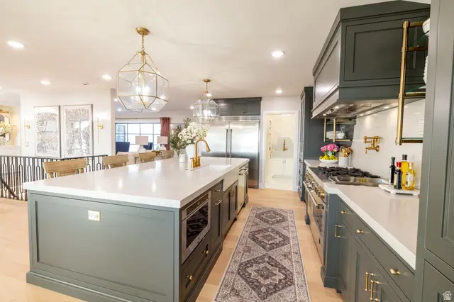 4605 S Ledgemont Dr E, Salt Lake City, UT 84124 - Image #3