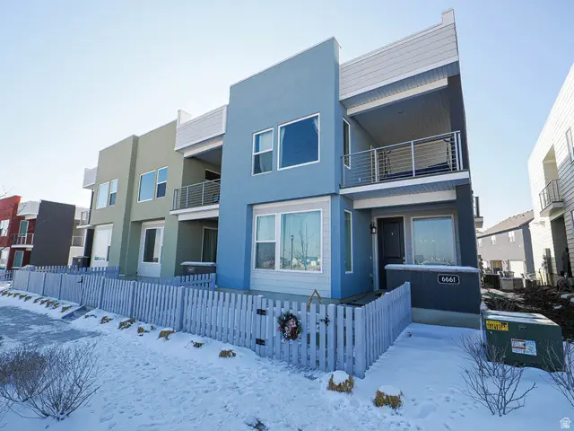 6661 W Meadow Grass Dr, South Jordan, UT 84009 - Image #1