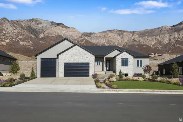 638 E Mountain Rd N, North Ogden, UT 84414