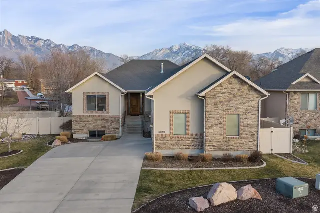 5809 S Blue Flax Ln, Salt Lake City, UT 84121 - Image #1