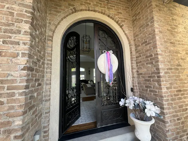 12095 S Milona Dr E, Draper, UT 84020 - Image #2