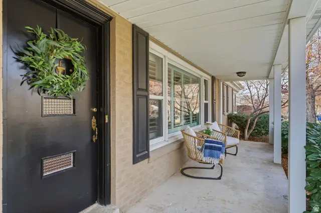 2370 E Lynwood Dr, Salt Lake City, UT 84109 - Image #3