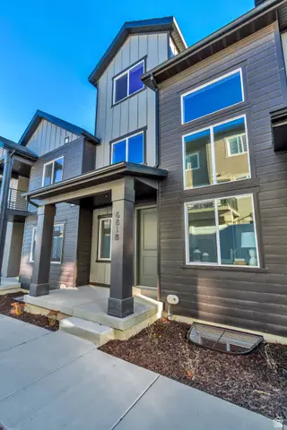6818 S Clever Peak Ln #267, West Jordan, UT 84081 - Image #2