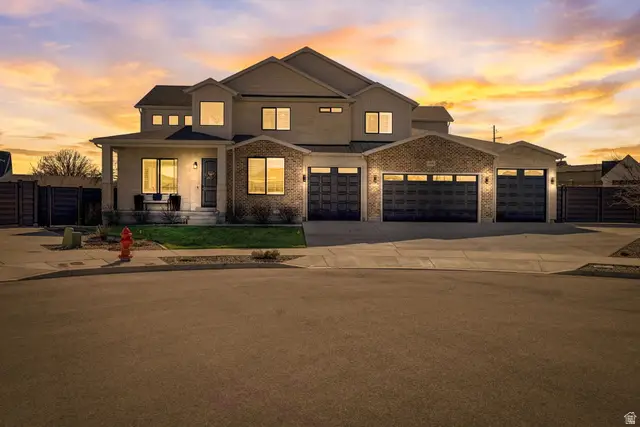 10676 S Urban Ridge Cv W, South Jordan, UT 84095 - Image #2