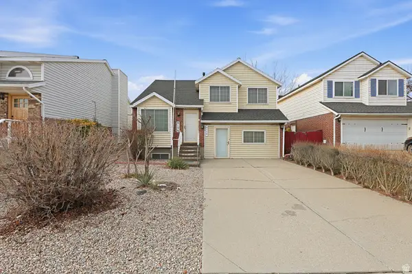 9156 S River Ridge Dr, West Jordan, UT 84088