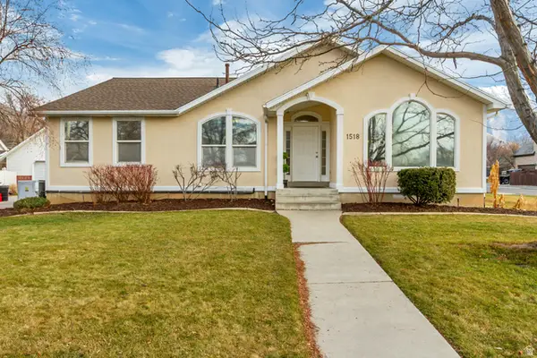 1518 E Pheasant Dr, Springville, UT 84663