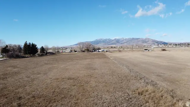 1098 W Samaria Ln W, Malad City, ID 83252 - #2