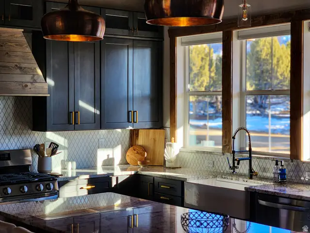 1045 S Pinyon Pine Dr, Orderville, UT 84758 - Image #2