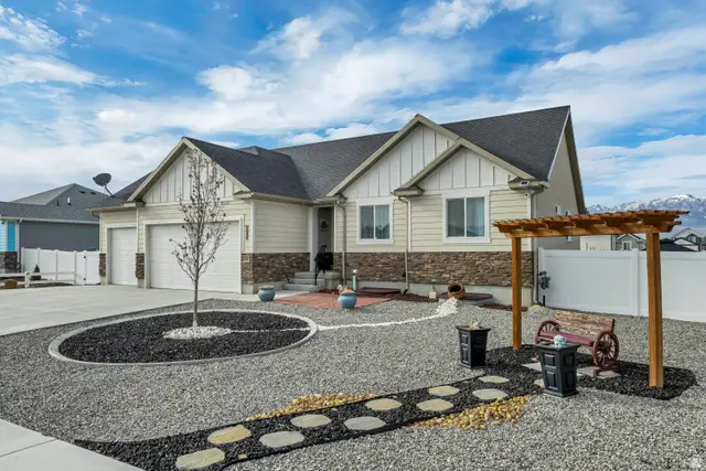 230 S Jodi Ln, Grantsville, UT 84029 - Image #3