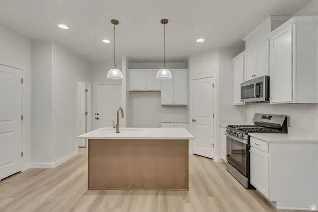 6816 S Mount Berry Rd #425, West Jordan, UT 84081 - Image #3