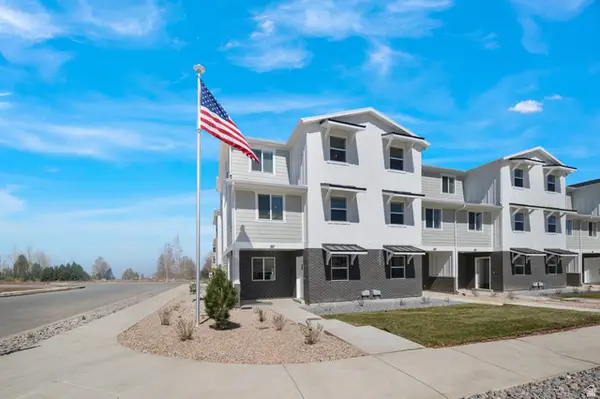 702 W Empress St #16, Santaquin, UT 84655