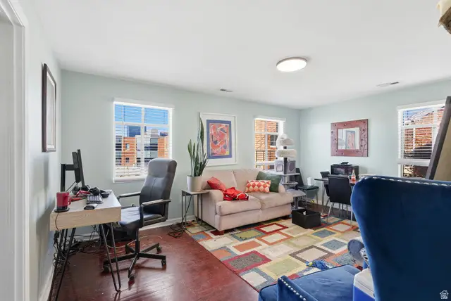 450 E 100 S #18, Salt Lake City, UT 84111 - Image #2