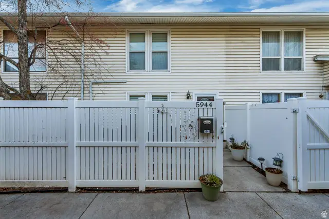 5944 S Sultan Cir W, Murray, UT 84107 - Image #2