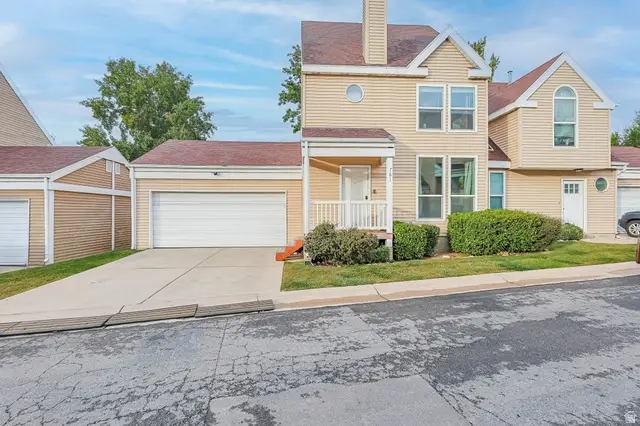 761 E Gables Ln, Midvale, UT 84047 - Image #1