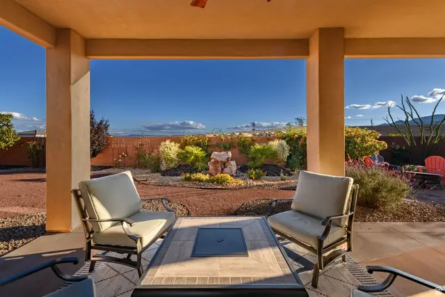 367 W Foster Ln, Ivins, UT 84738 - Image #2