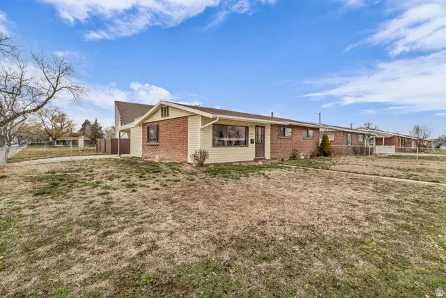 1005 N Capistrano Dr, Salt Lake City, UT 84116 - Image #3