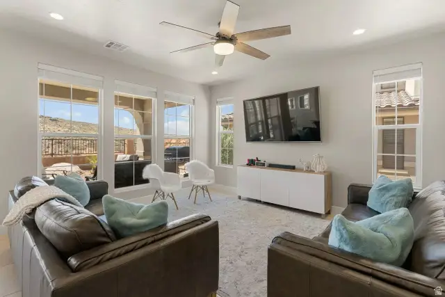 2264 E Cascada Way, Washington, UT 84780 - Image #2