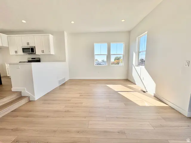 1707 N 1625 W, Layton, UT 84041 - Image #3