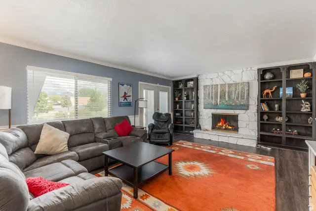 8268 S 865 E, Sandy, UT 84094 - Image #2