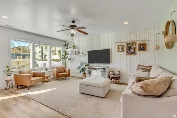 1237 N Silvercrest Dr, Saratoga Springs, UT 84045