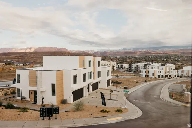 2759 W Becco Trl #16, Saint George, UT 84770 - Image #2