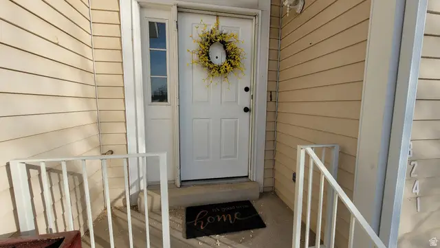 3241 S Plum Tree Ln W, Bountiful, UT 84010 - Image #2