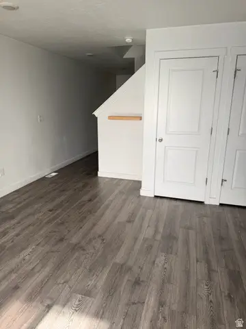 1056 E Waterway Ln N, Saratoga Springs, UT 84045 - Image #3