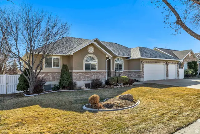 9843 S Tee Box Dr, South Jordan, UT 84009 - Image #2