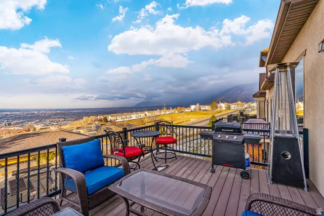 327 E Nechatel Dr, Draper, UT 84020 - Image #2