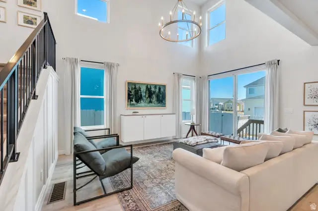 11463 S Willow Walk Dr W, South Jordan, UT 84009 - Image #2