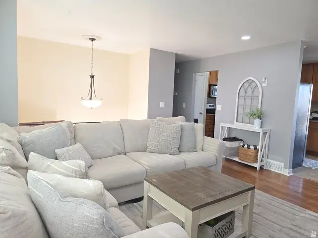 7933 S 2940 W, West Jordan, UT 84088 - Image #2