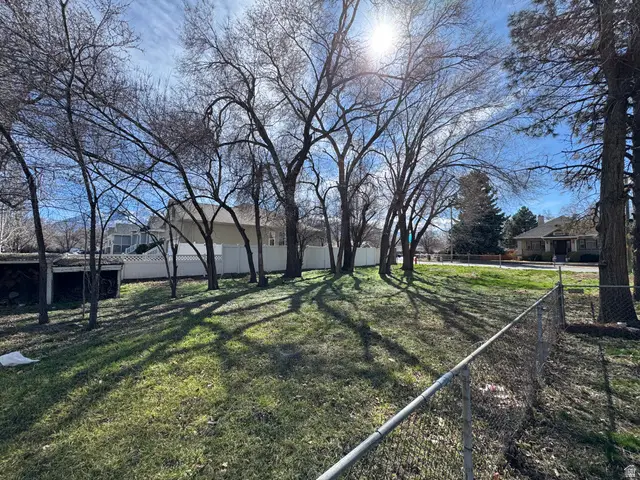 489 E 7800 S #2, Sandy, UT 84047 - Image #3