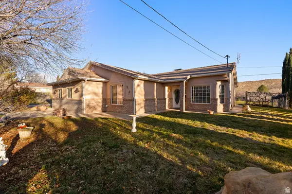 140 N Main St, Leeds, UT 84746