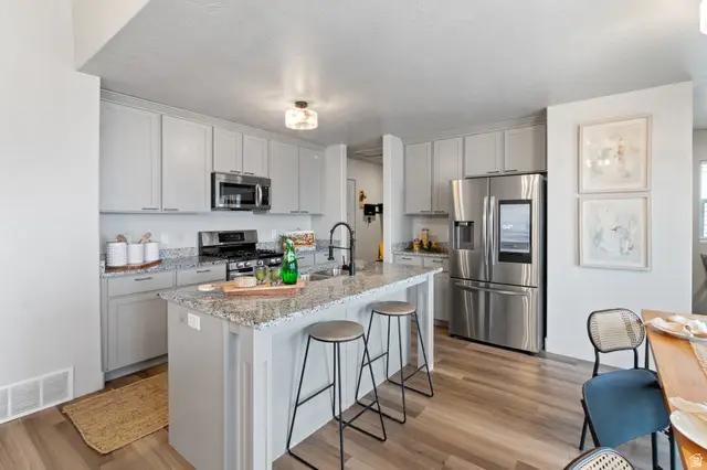 1118 W Honeycomb Dr N, Grantsville, UT 84029 - Image #3