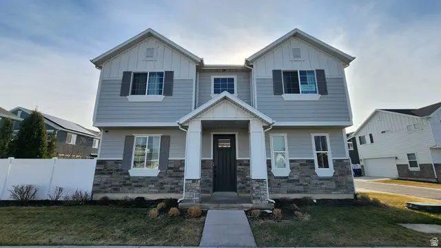 1951 W Parkview Dr, Syracuse, UT 84075 - Image #2