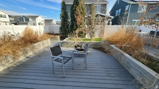 1951 W Parkview Dr, Syracuse, UT 84075 - Image #3