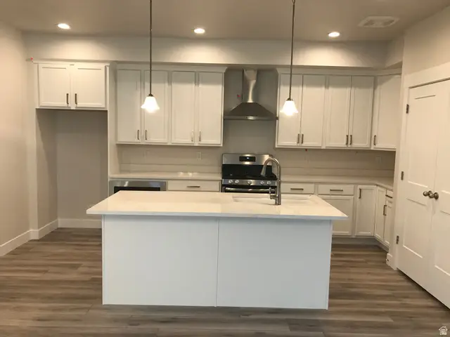 7654 S Clipper Hill Rd W #306, West Jordan, UT 84081 - Image #3