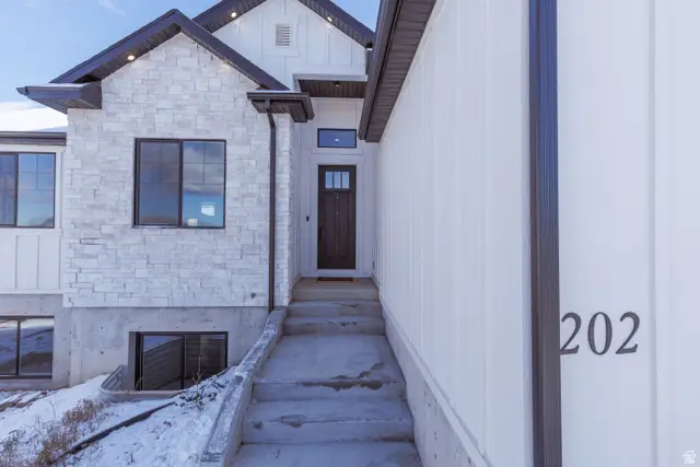 202 N Oh Henry St, Santaquin, UT 84655 - Image #3