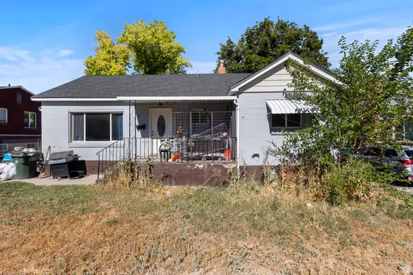 141 N Pinehurst Ave E, Tooele, UT 84074