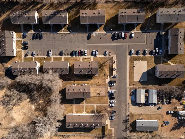 275 S 300 E, Roosevelt, UT 84066 - Image #2