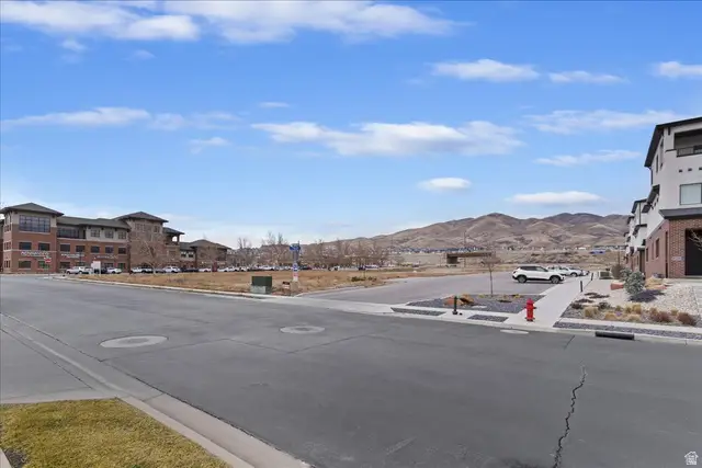 173 E Forehand Ln, Lehi, UT 84043 - Image #3