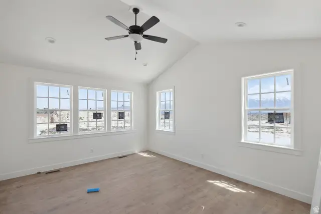 952 S Mathilda Dr S #156, Saratoga Springs, UT 84045 - Image #2