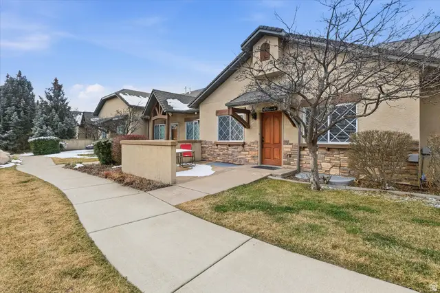 488 N Linden Ln E, Providence, UT 84332 - Image #2