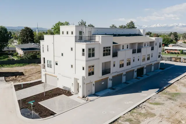 2172 E Rising Wolf Ln S #16, Holladay, UT 84117 - #3