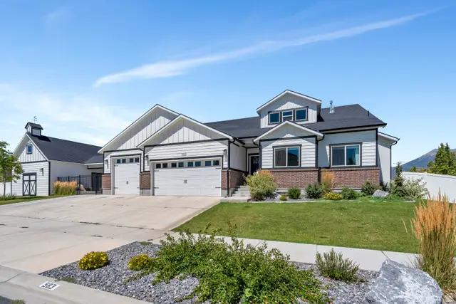 583 E Parker Pl, Vineyard, UT 84059 - Image #2