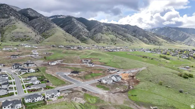 649 E 250 N #16, Providence, UT 84332 - Image #3