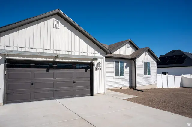 214 W Williams Ln, Grantsville, UT 84029 - Image #1