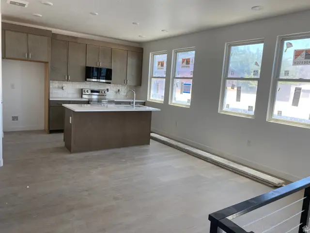 294 W Bishop Pl #6-24, Salt Lake City, UT 84103 - #3