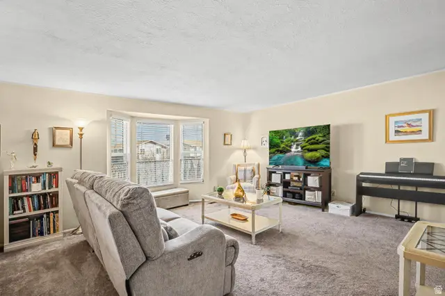 948 S 250 E, Layton, UT 84041 - Image #2